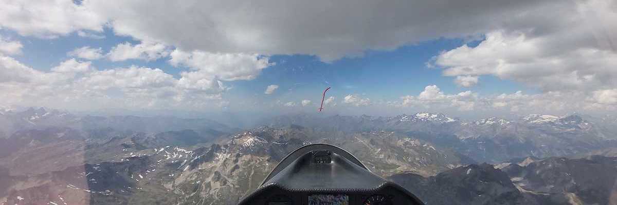 Flugwegposition um 13:33:56: Aufgenommen in der Nähe von Département Hautes-Alpes, Frankreich in 3806 Meter